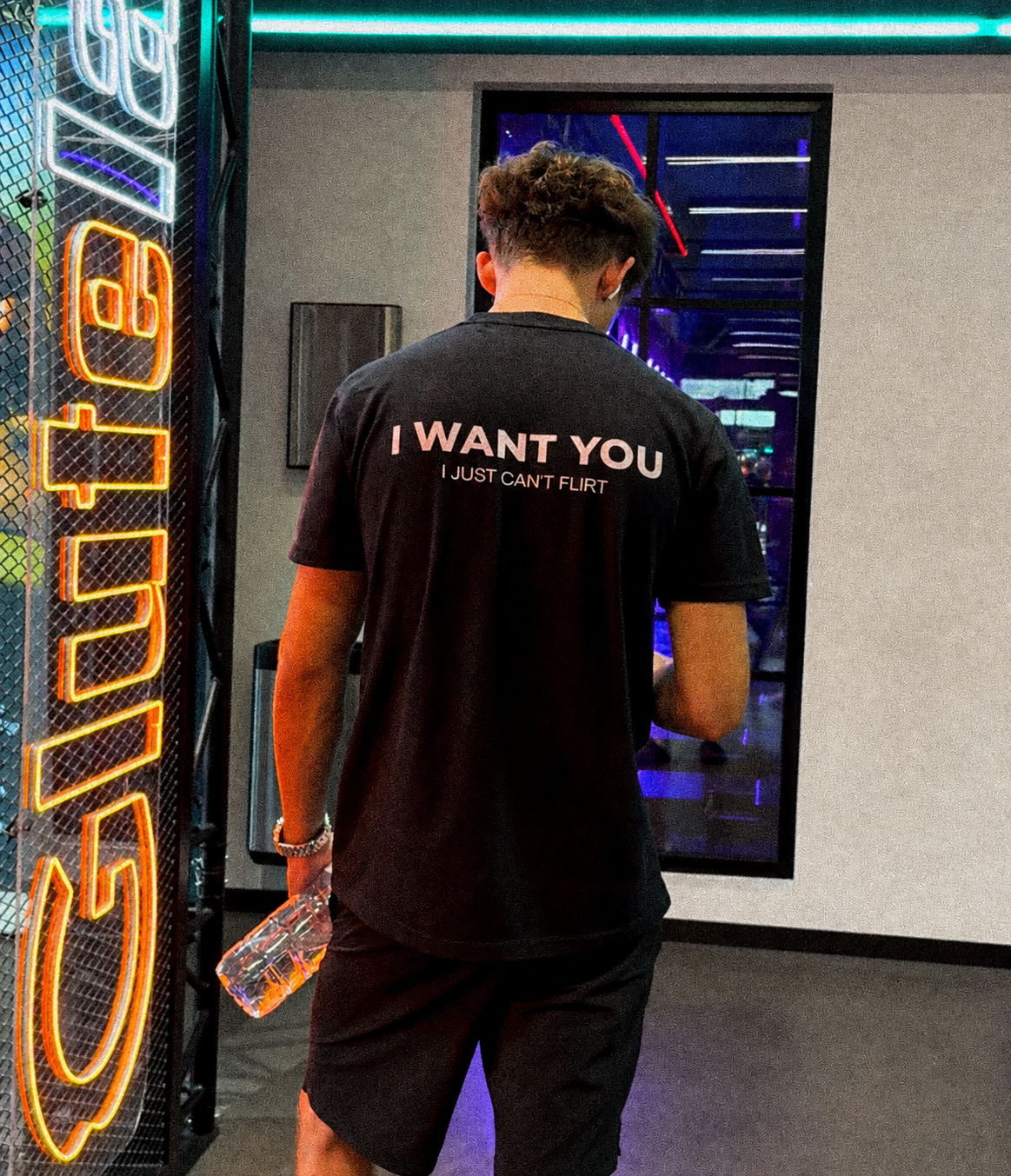 I WANT YOU, I JUST CAN’T FLIRT (BLACK)